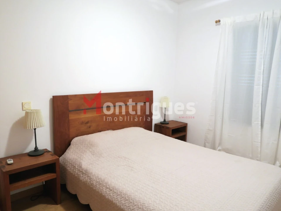 Apartamento T2 para Arrendamento em Parque das Nações Foto 9