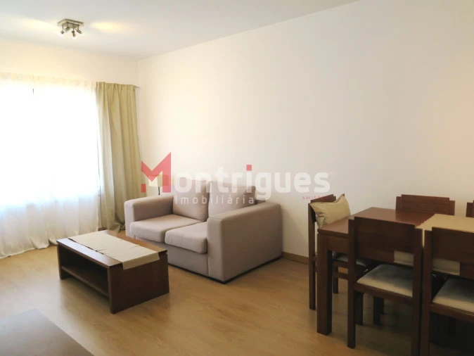 Apartamento T2 para Arrendamento em Parque das Nações Foto 5