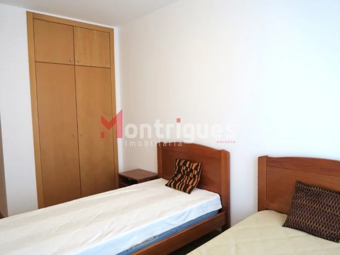 Apartamento T2 para Arrendamento em Parque das Nações Foto 10