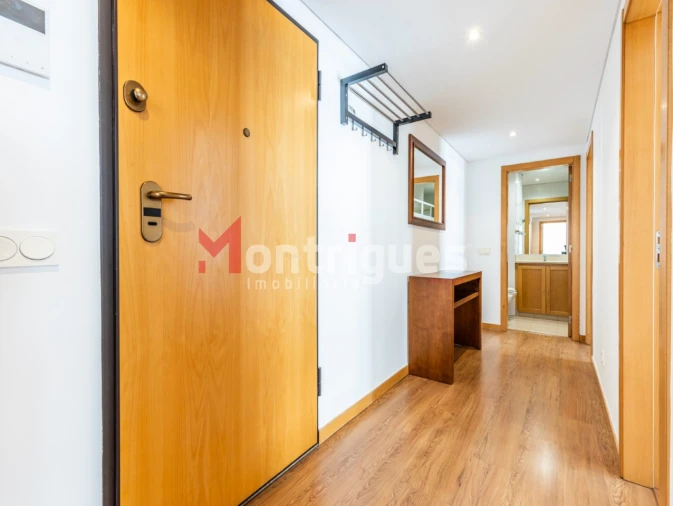 Apartamento T2 para Arrendamento em Parque das Nações Foto 6