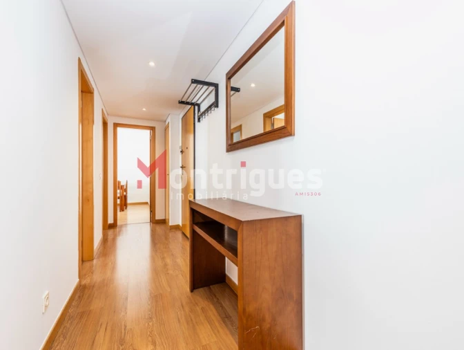 Apartamento T2 para Arrendamento em Parque das Nações Foto 11