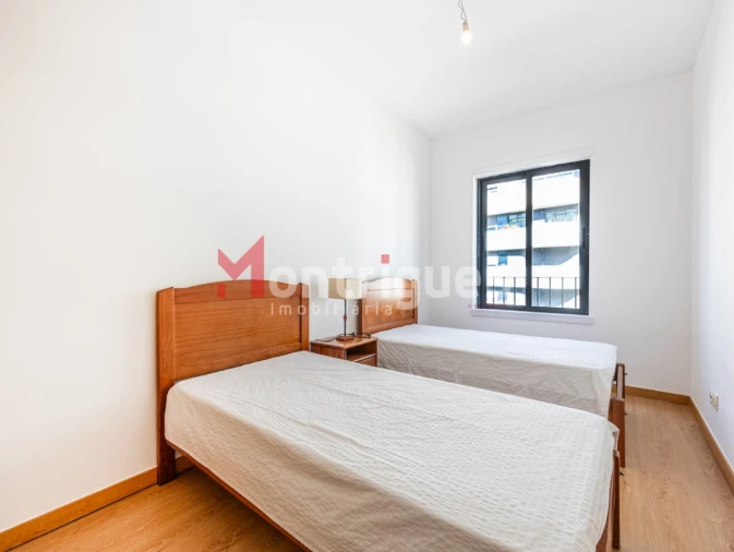 Apartamento T2 para Arrendamento em Parque das Nações Foto 15