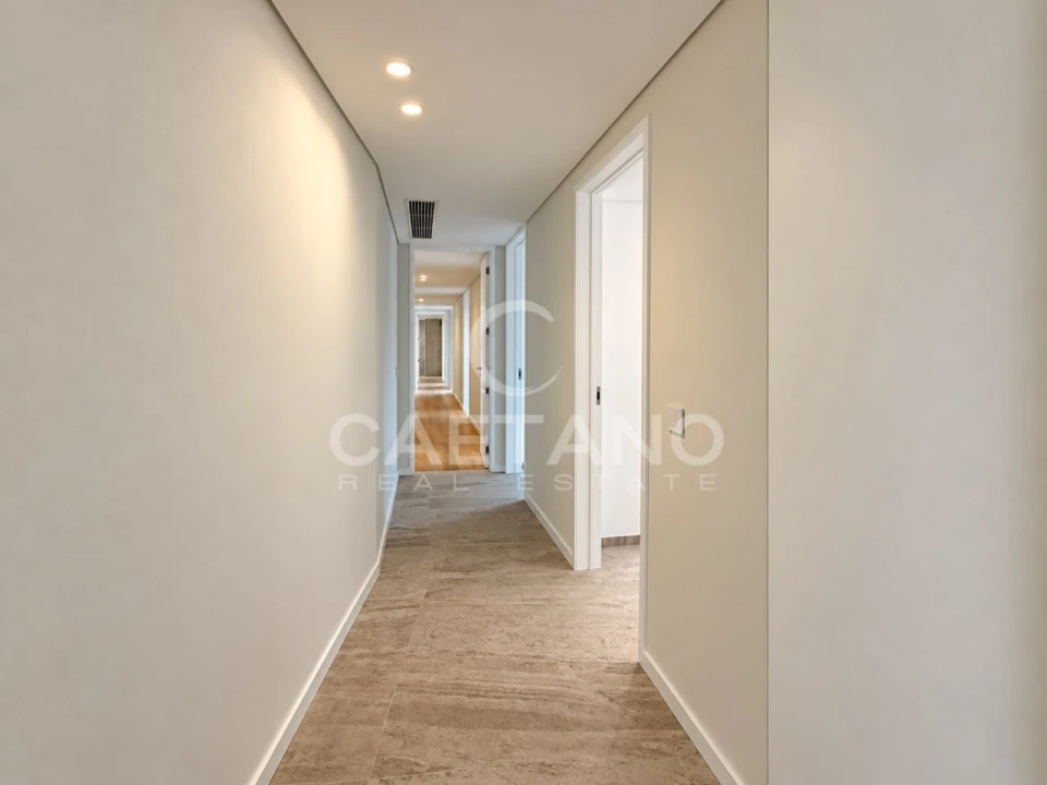Apartamento T4 para Venda em São Martinho Foto 36
