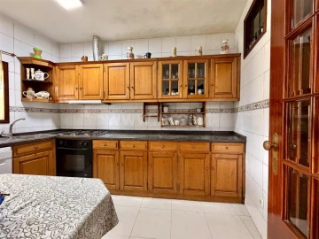 Moradia T5 para Venda em Pedroso e Seixezelo