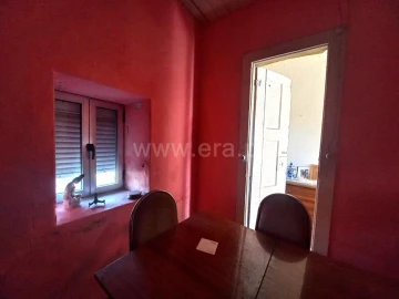 Moradia T0 para Venda em Oliveira do Douro