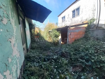 Moradia T0 para Venda em Oliveira do Douro