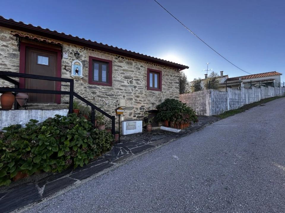 Moradia T3 para Venda em Vila de Rei Foto 36