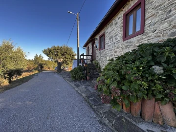 Moradia T3 para Venda em Vila de Rei