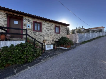Moradia T3 para Venda em Vila de Rei