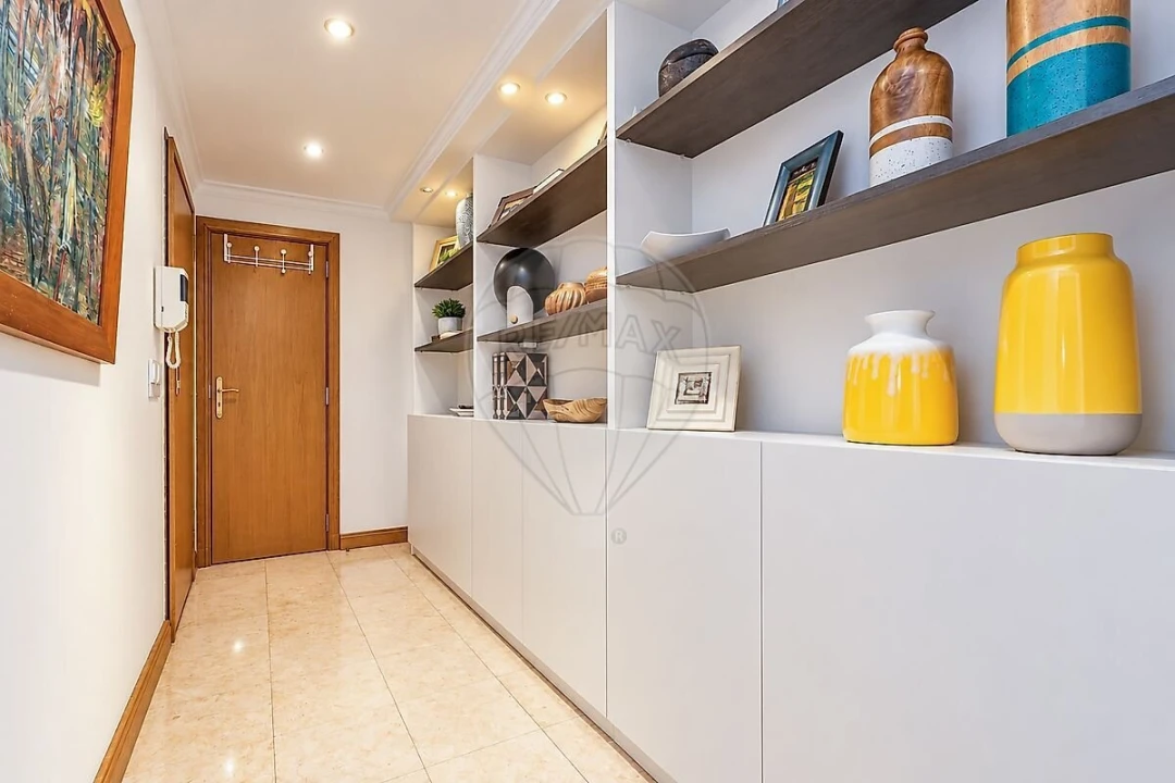 Apartamento T3 para Venda em Lumiar Foto 4