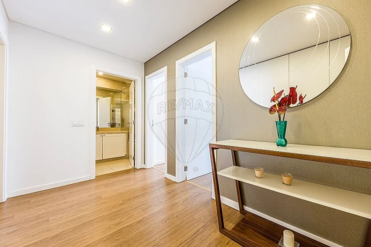 Apartamento T3 para Venda em Parque das Nações Foto 13