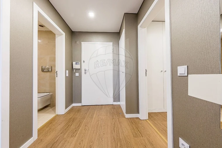 Apartamento T3 para Venda em Parque das Nações Foto 22