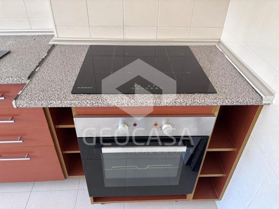 Apartamento T2 para Venda em Algueirão-Mem Martins Foto 10