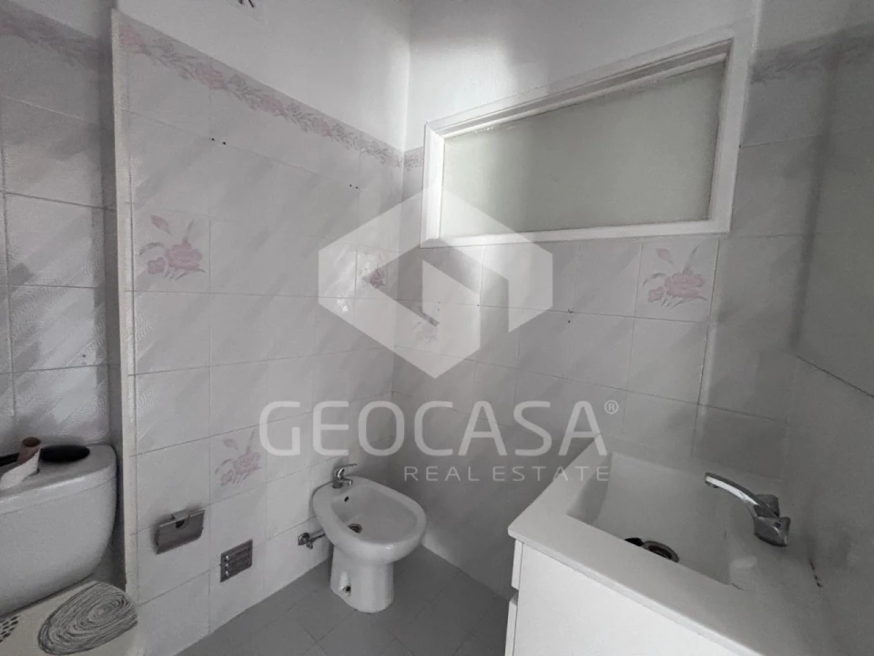 Apartamento T2 para Venda em Algueirão-Mem Martins Foto 13