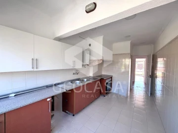 Apartamento T2 para Venda em Algueirão-Mem Martins