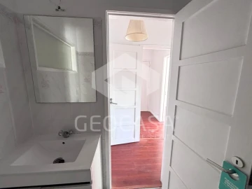Apartamento T2 para Venda em Algueirão-Mem Martins
