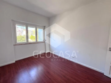 Apartamento T2 para Venda em Algueirão-Mem Martins