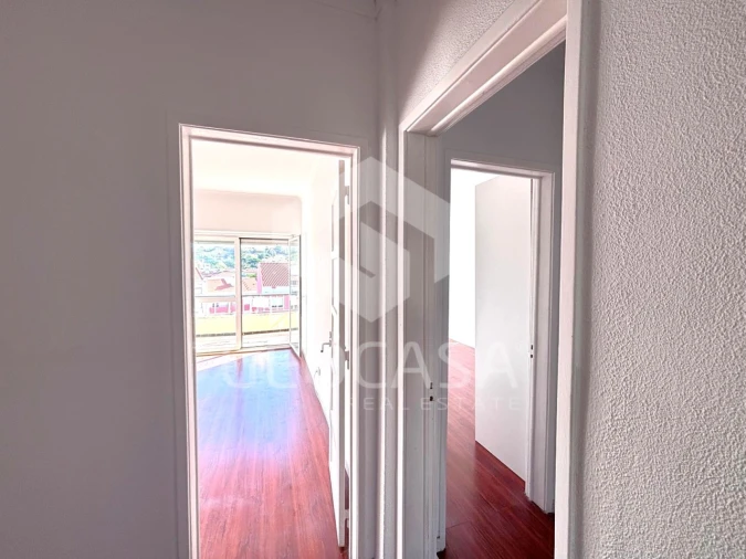 Apartamento T2 para Venda em Algueirão-Mem Martins Foto 3