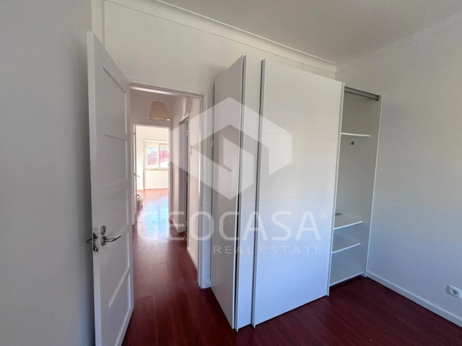 Apartamento T2 para Venda em Algueirão-Mem Martins Foto 15
