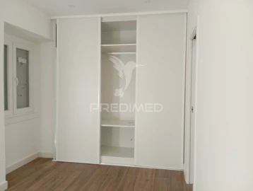 Apartamento T2 para Venda em Falagueira-Venda Nova