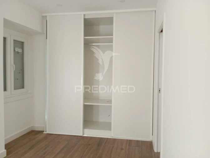 Apartamento T2 para Venda em Falagueira-Venda Nova Foto 8