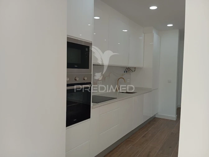 Apartamento T2 para Venda em Falagueira-Venda Nova Foto 2