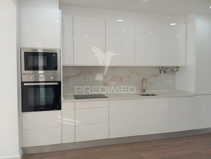 Apartamento T2 para Venda em Falagueira-Venda Nova Foto 4