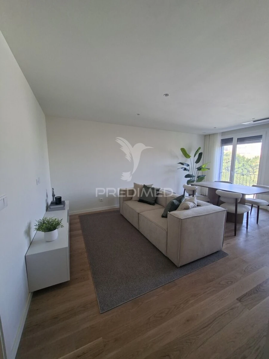 Apartamento T2 para Venda em Bonfim Foto 6