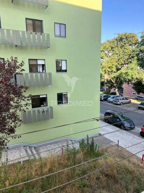 Apartamento T2 para Venda em Alfragide