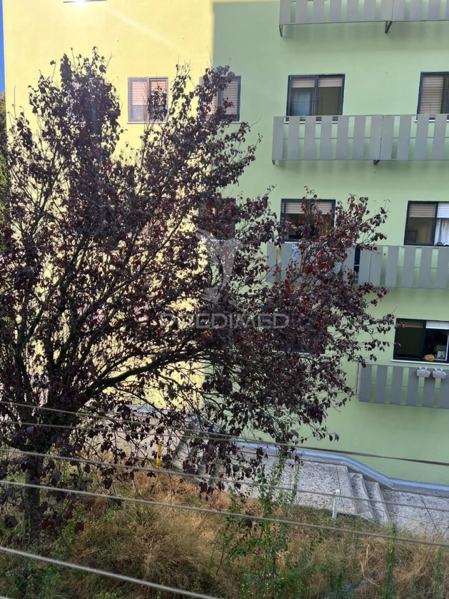 Apartamento T2 para Venda em Alfragide Foto 20