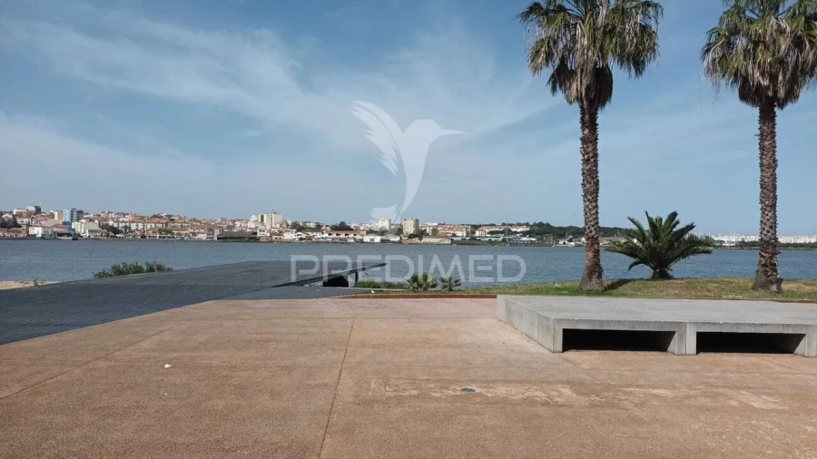 Apartamento T2 para Venda em Seixal, Arrentela e Aldeia de Paio Pires Foto 18