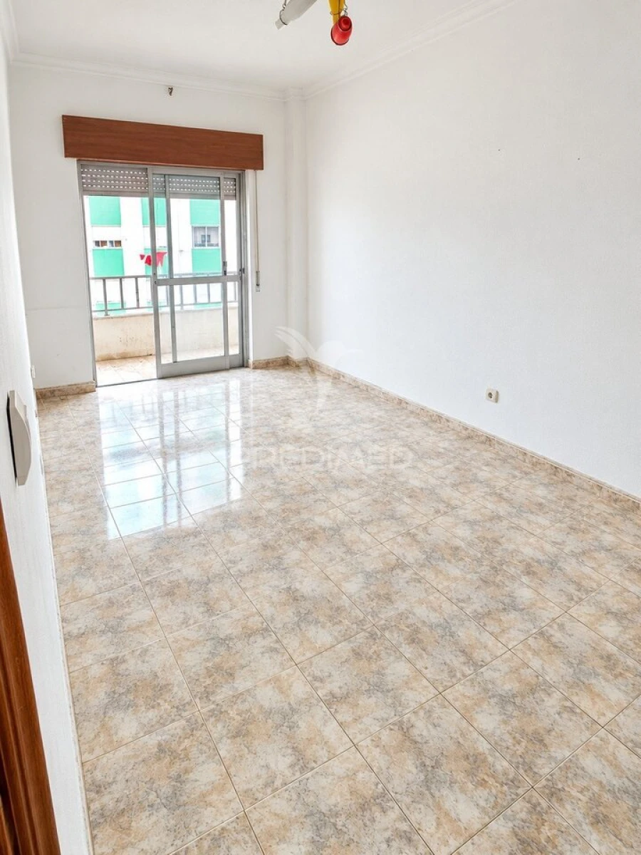 Apartamento T2 para Venda em Seixal, Arrentela e Aldeia de Paio Pires Foto 10