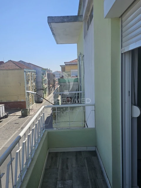 Apartamento T1 para Venda em Baixa da Banheira e Vale da Amoreira