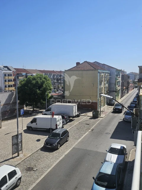 Apartamento T1 para Venda em Baixa da Banheira e Vale da Amoreira