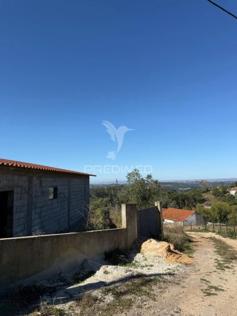 Moradia T2 para Venda em Benedita