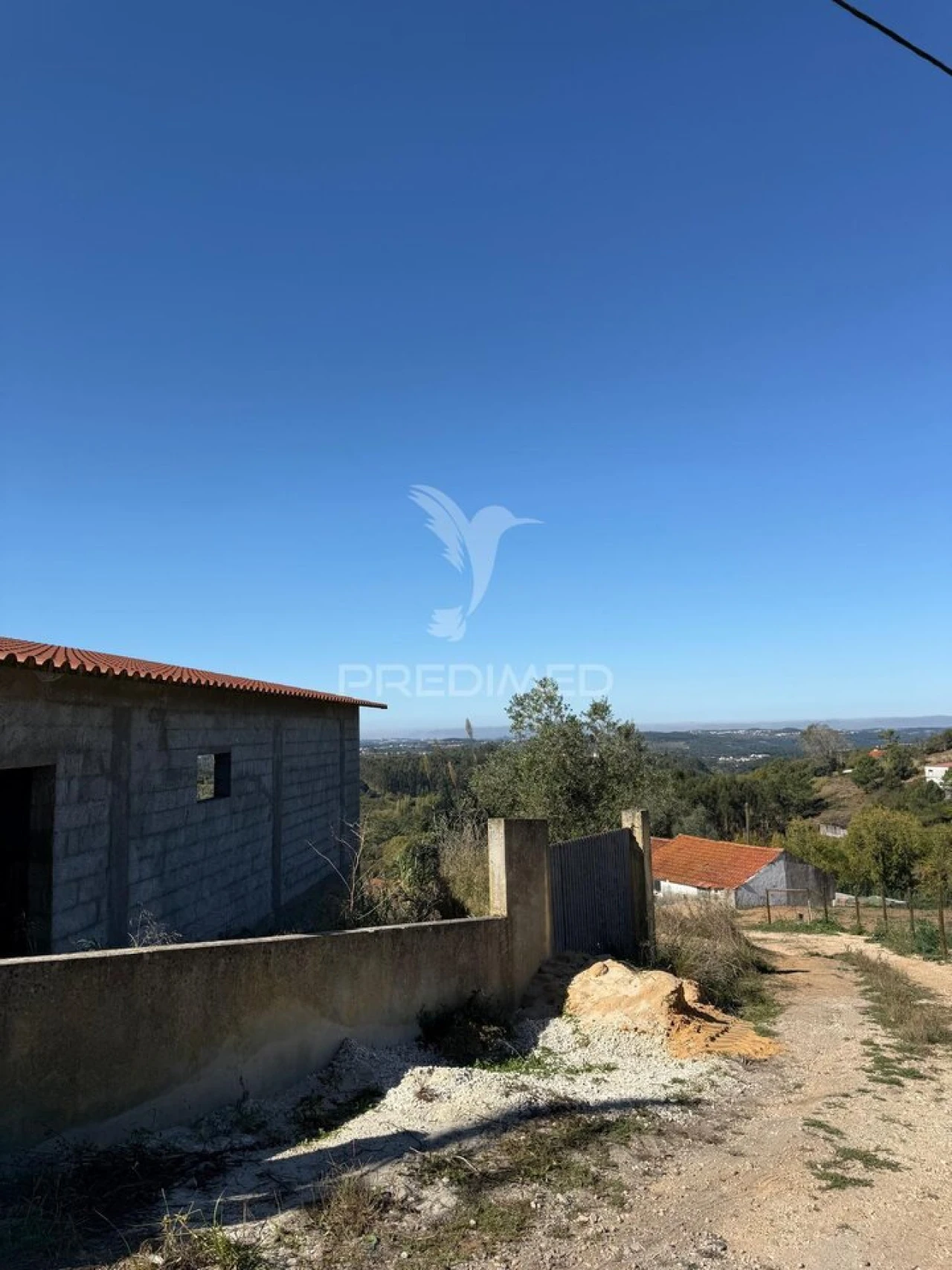 Moradia T2 para Venda em Benedita Foto 24