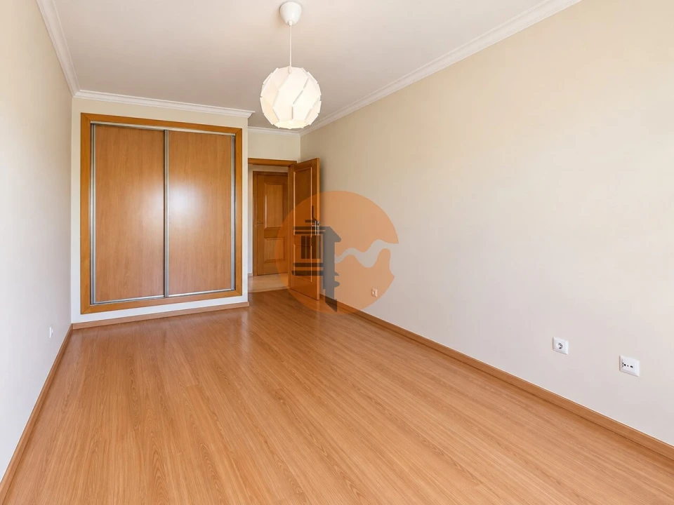 Apartamento T3 para Venda em São Brás de Alportel Foto 15