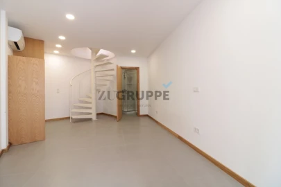 Apartamento T1 para Venda em Glória e Vera Cruz