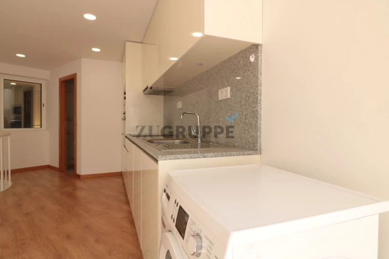 Apartamento T1 para Venda em Glória e Vera Cruz Foto 2