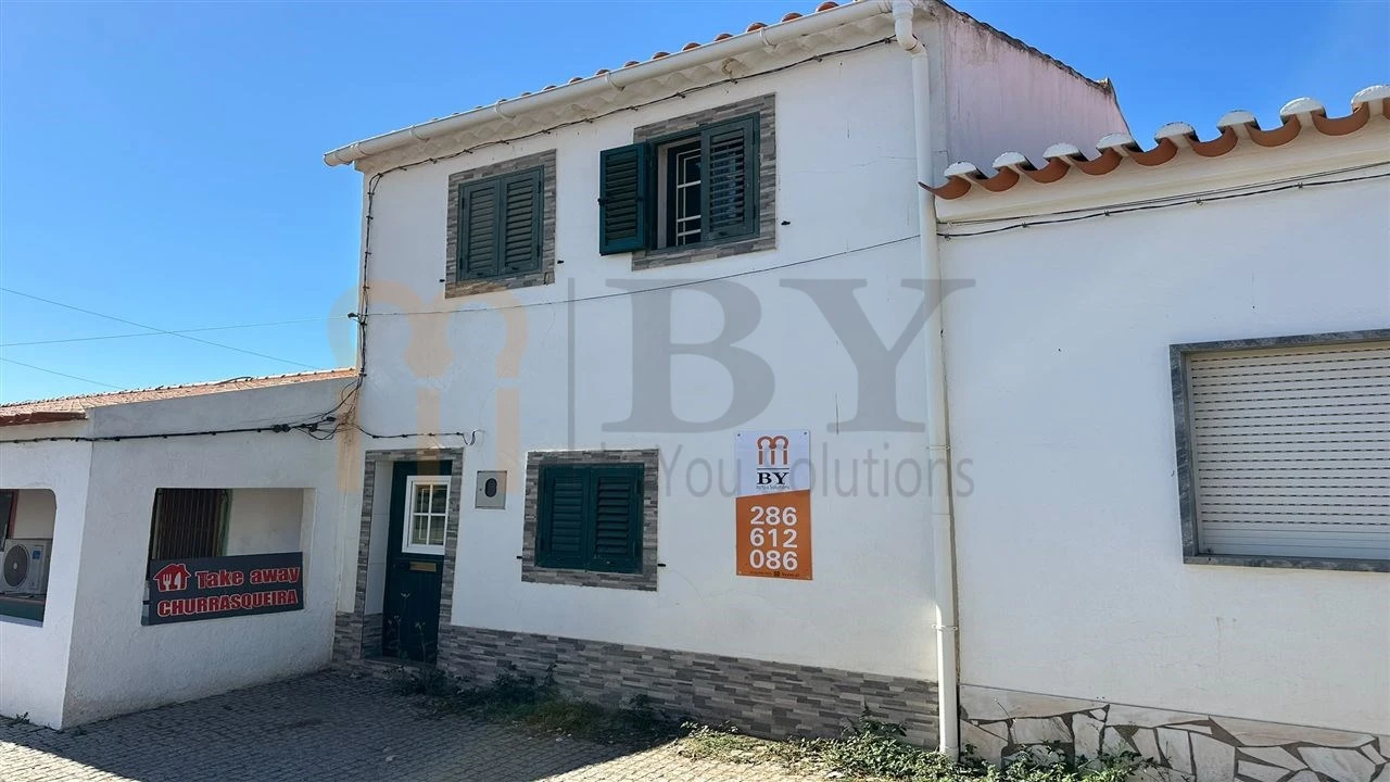 Moradia T3 para Venda em Corte do Pinto Foto 1