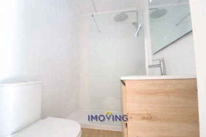 Apartamento T1 para Venda em Baixa da Banheira e Vale da Amoreira