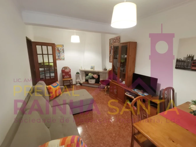 Apartamento T2 para Arrendamento em Santa Clara e Castelo Viegas Foto 3