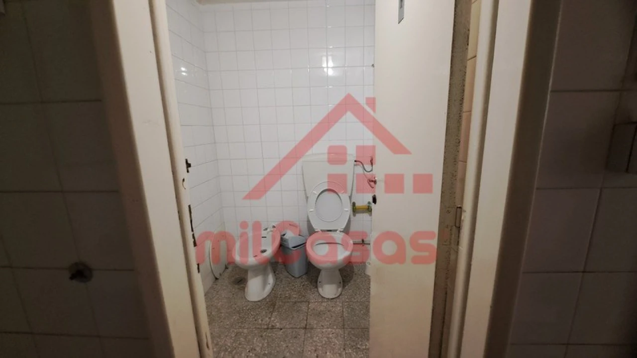 Armazém para Arrendamento em Santa Maria, São Pedro e Matacães Foto 10