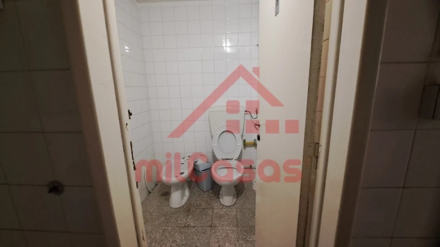 Armazém para Arrendamento em Santa Maria, São Pedro e Matacães Foto 10