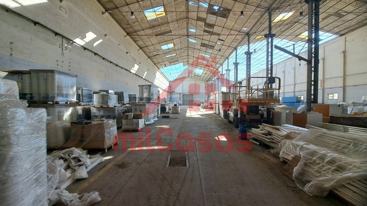 Armazém para Arrendamento em Santa Maria, São Pedro e Matacães Foto 6