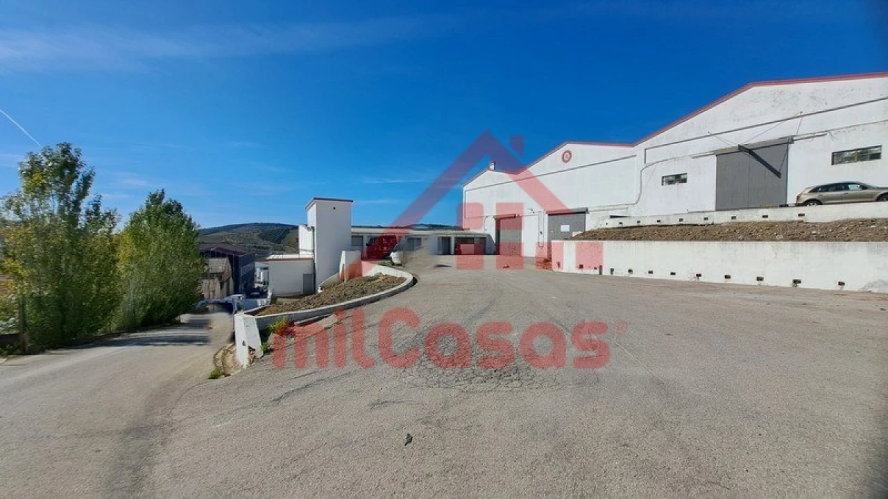 Armazém para Arrendamento em Santa Maria, São Pedro e Matacães Foto 19