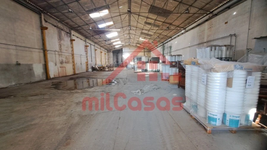 Armazém para Arrendamento em Santa Maria, São Pedro e Matacães Foto 5