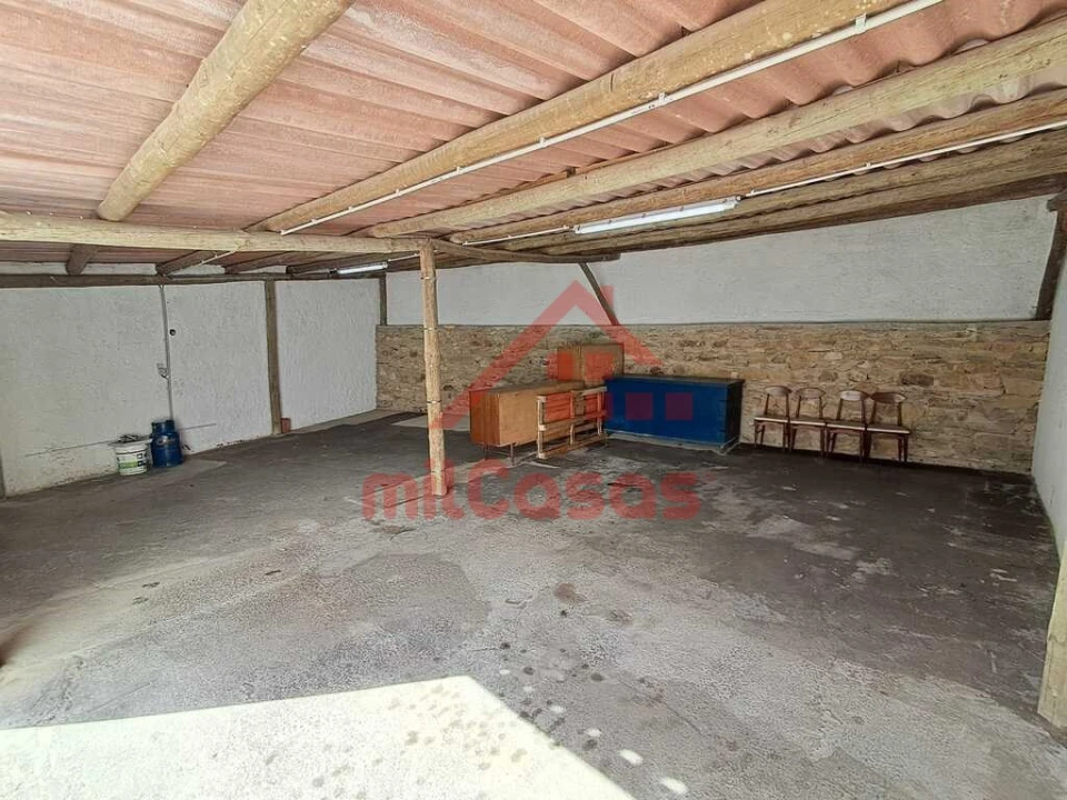 Moradia T2 para Venda em Igreja Nova e Cheleiros Foto 3