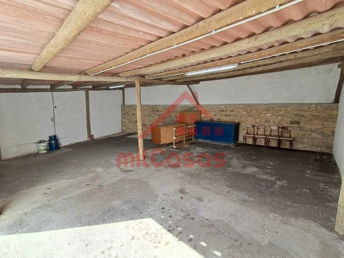 Moradia T2 para Venda em Igreja Nova e Cheleiros Foto 3