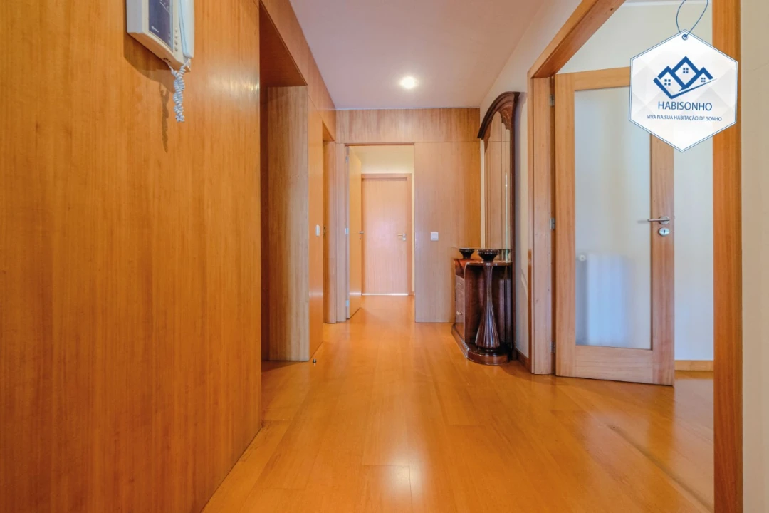 Apartamento T3 para Venda em Campanhã Foto 1